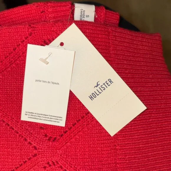 Hollister Heart Print Off the Shoulder Sweater - Red NWT - Picture 6 of 6